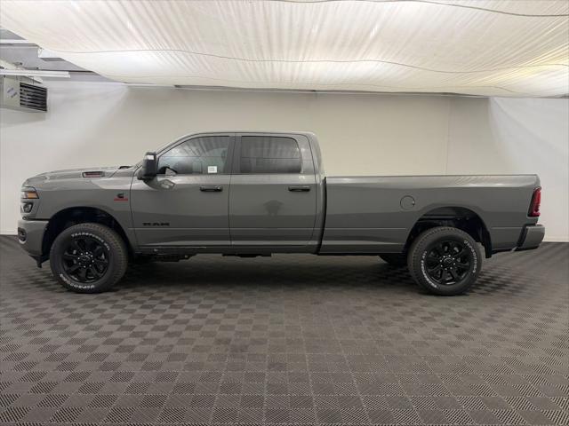 2026 Ram 3500 Big Horn Crew Cab 4x4 8' Box