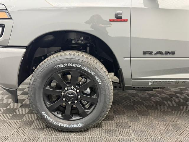 2026 Ram 3500 Big Horn Crew Cab 4x4 8' Box