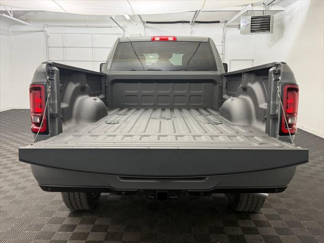 2026 Ram 3500 Big Horn Crew Cab 4x4 8' Box