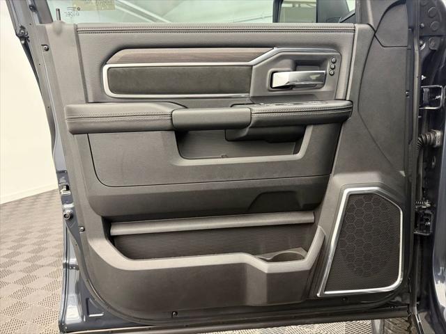 2026 Ram 3500 Laramie Crew Cab 4x4 8' Box