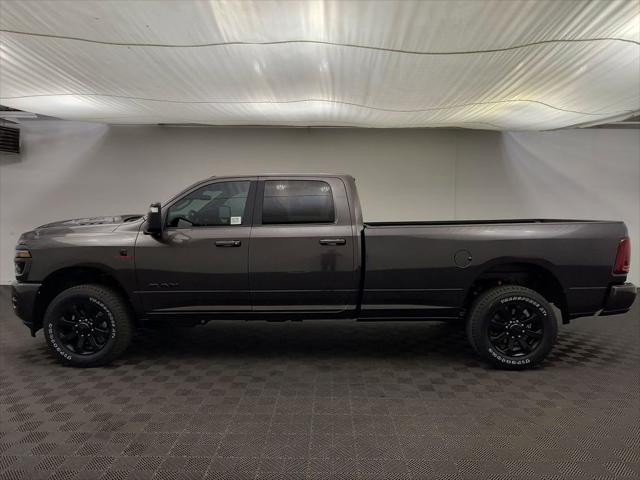 2026 Ram 3500 Laramie Crew Cab 4x4 8' Box