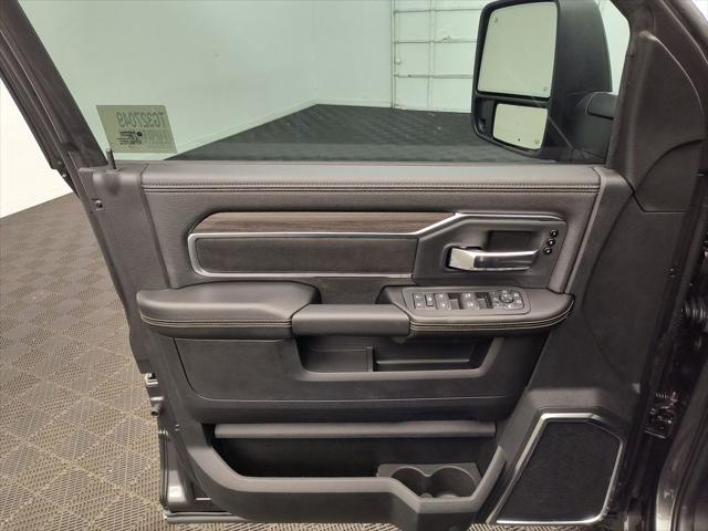 2026 Ram 3500 Laramie Crew Cab 4x4 8' Box