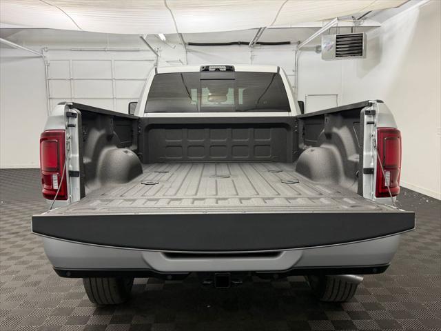 2026 Ram 3500 Laramie Crew Cab 4x4 8' Box