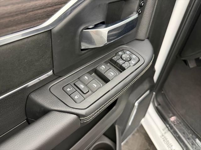 2026 Ram 3500 Laramie Crew Cab 4x4 8' Box