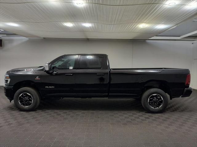 2026 RAM Ram 3500 RAM 3500 LARAMIE CREW CAB 4X4 8 BOX