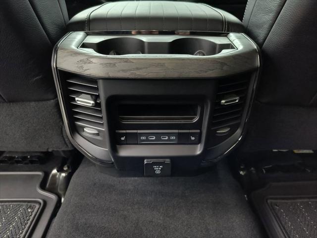 2026 Ram 3500 Limited Crew Cab 4x4 8' Box