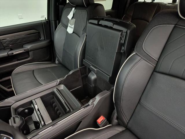 2026 Ram 3500 Limited Crew Cab 4x4 8' Box