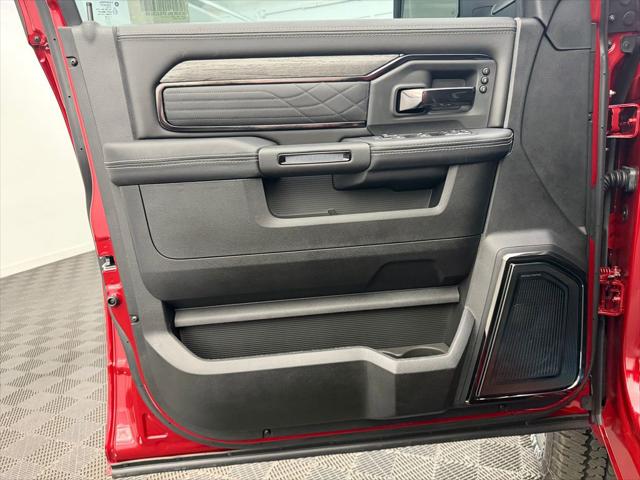 2026 Ram 3500 Limited Crew Cab 4x4 8' Box