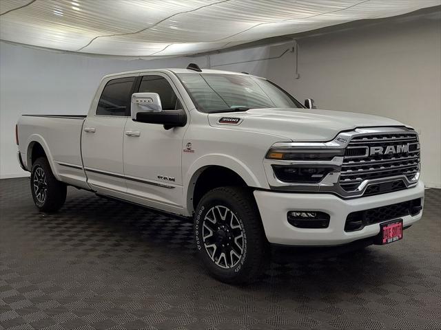 2026 Ram 3500 Limited Crew Cab 4x4 8' Box