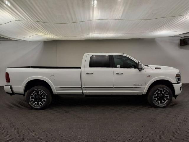 2026 Ram 3500 Limited Crew Cab 4x4 8' Box