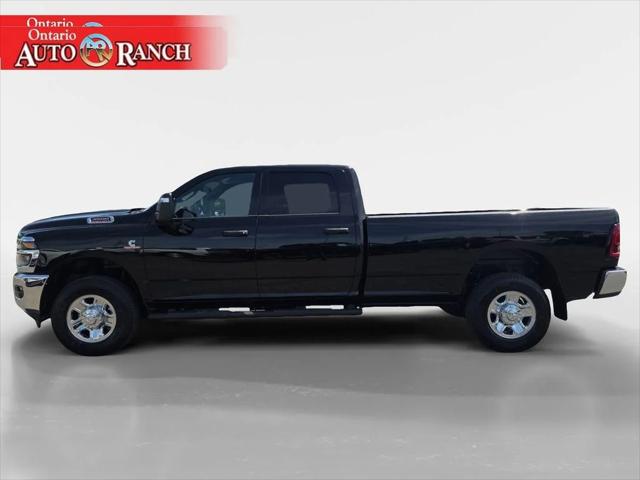 2026 RAM Ram 3500 RAM 3500 TRADESMAN CREW CAB 4X4 8 BOX