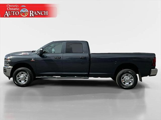 2026 RAM Ram 3500 RAM 3500 TRADESMAN CREW CAB 4X4 8 BOX