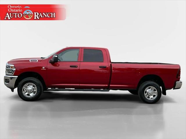 2026 RAM Ram 3500 RAM 3500 TRADESMAN CREW CAB 4X4 8 BOX