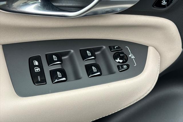 2026 Volvo XC90 Plug-In Hybrid Plus, T8 AWD, Electric/Gasoline, Bright, 7 Seats
