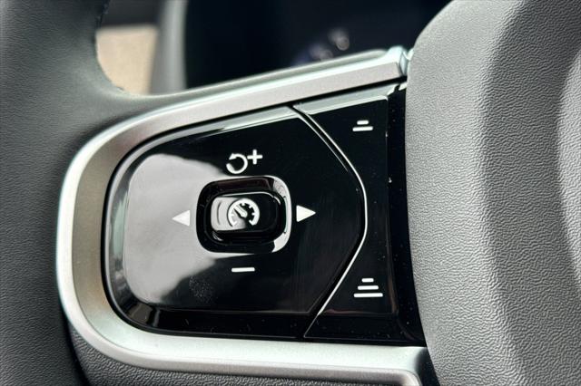 2026 Volvo XC90 Plug-In Hybrid Plus, T8 AWD, Electric/Gasoline, Bright, 7 Seats