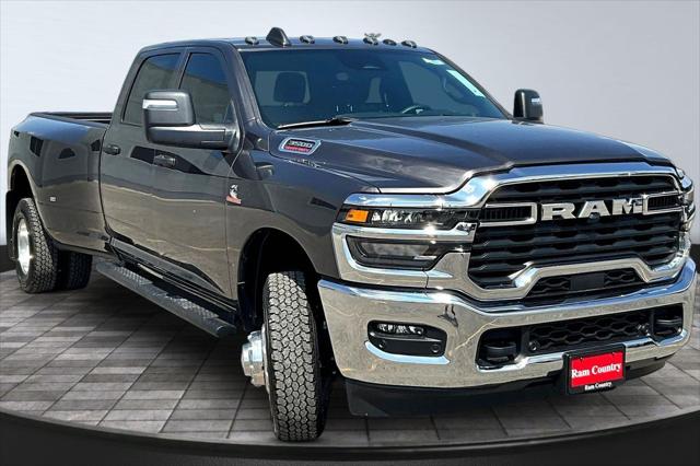 2026 RAM Ram 3500 RAM 3500 TRADESMAN CREW CAB 4X4 8 BOX