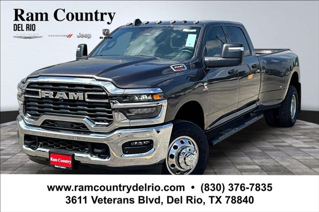 2026 RAM Ram 3500 RAM 3500 TRADESMAN CREW CAB 4X4 8 BOX