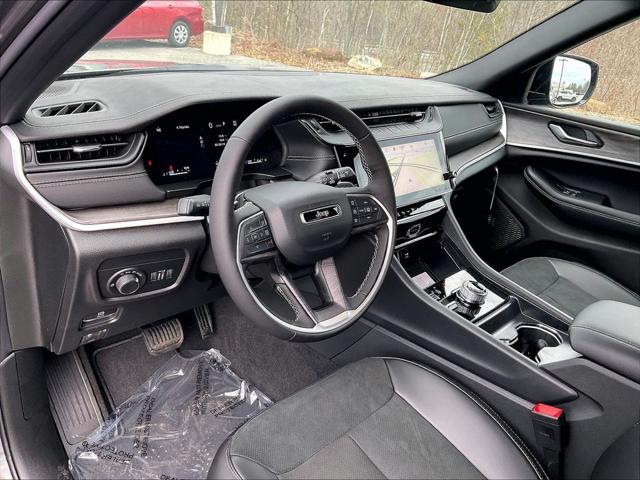 2026 Jeep Grand Cherokee L Altitude 4x4