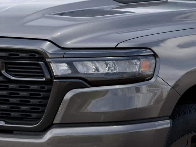 2026 Ram 1500 Express Crew Cab 4x4 57 Box