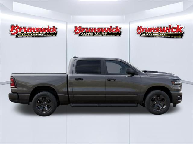 2026 Ram 1500 Express Crew Cab 4x4 57 Box
