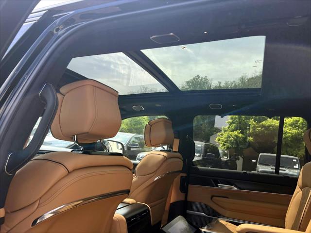 2026 Jeep Grand Wagoneer Summit Reserve 4x4