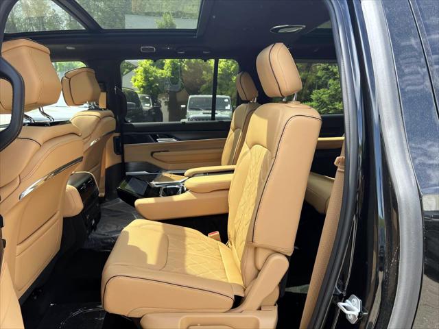 2026 Jeep Grand Wagoneer Summit Reserve 4x4