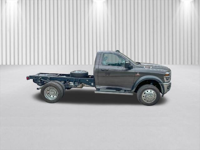 2026 RAM Ram 5500 Chassis Cab RAM 5500 TRADESMAN CHASSIS REGULAR CAB 4X4 60 CA 2026 RAM Ram 5500 Chassis Cab RAM 5500 TRADESMAN CHASSIS REGULAR CAB 4X4 60 CA