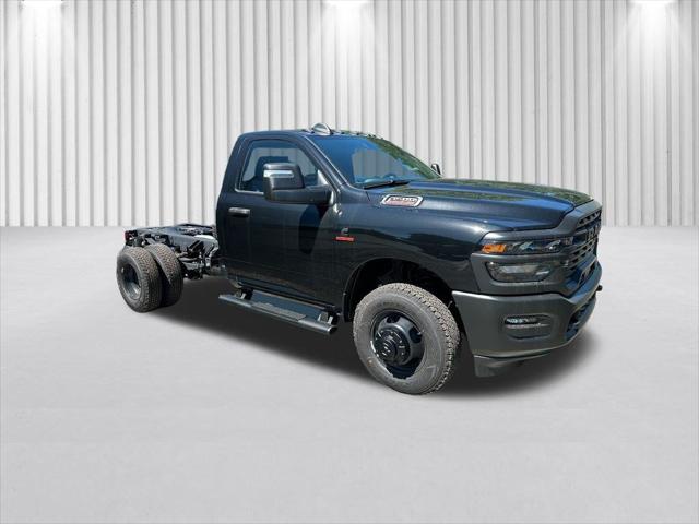 2026 RAM 3500 Chassis RAM 3500 TRADESMAN CHASSIS REGULAR CAB 4X4 60 CA