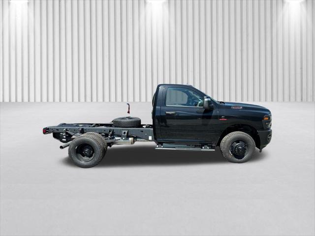 2026 RAM 3500 Chassis RAM 3500 TRADESMAN CHASSIS REGULAR CAB 4X4 60 CA