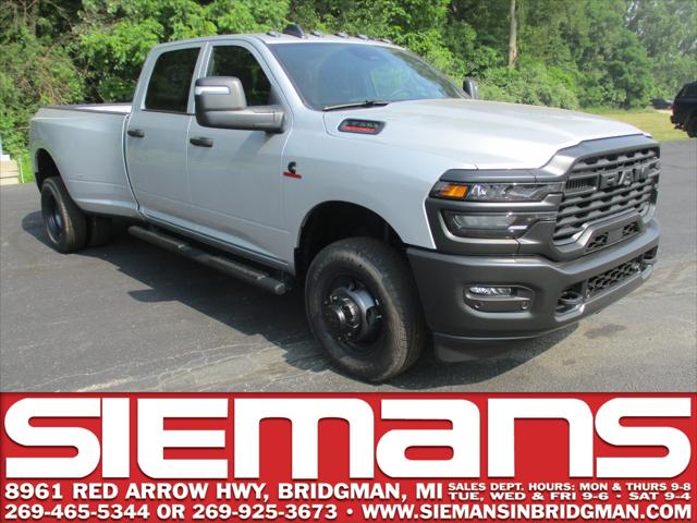 2026 RAM Ram 3500 RAM 3500 TRADESMAN CREW CAB 4X4 8 BOX