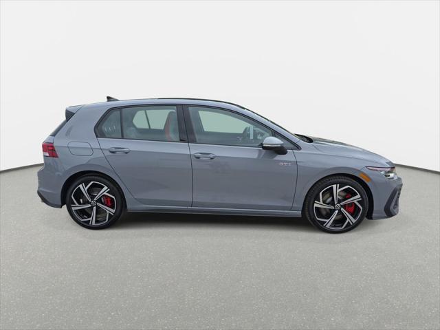 2026 Volkswagen Golf GTI SE
