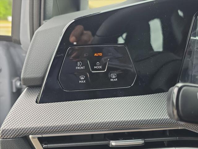 2026 Volkswagen Golf GTI SE