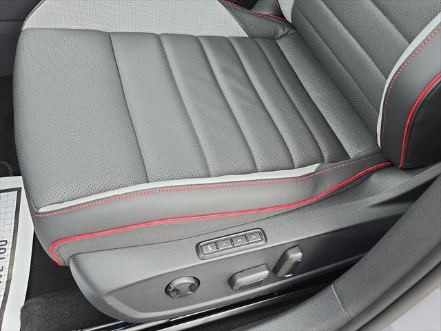 2026 Volkswagen Golf GTI SE