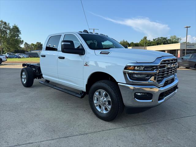2026 RAM 3500 Chassis RAM 3500 TRADESMAN CREW CAB CHASSIS 4X4 60 CA