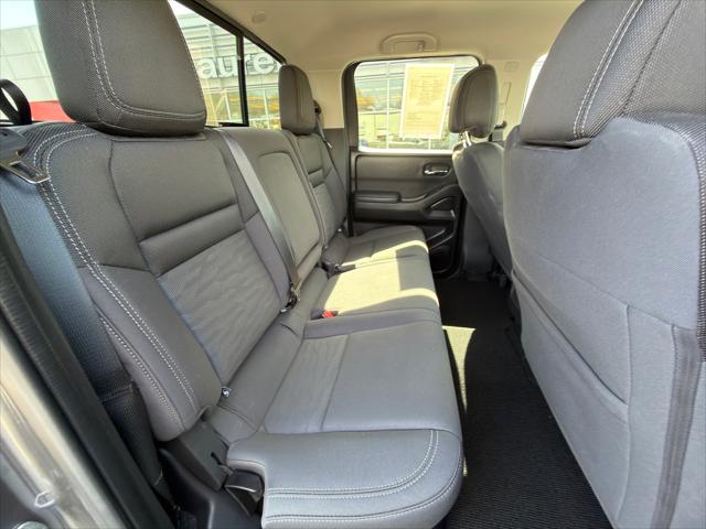 2023 Nissan Frontier Crew Cab SV 4x4