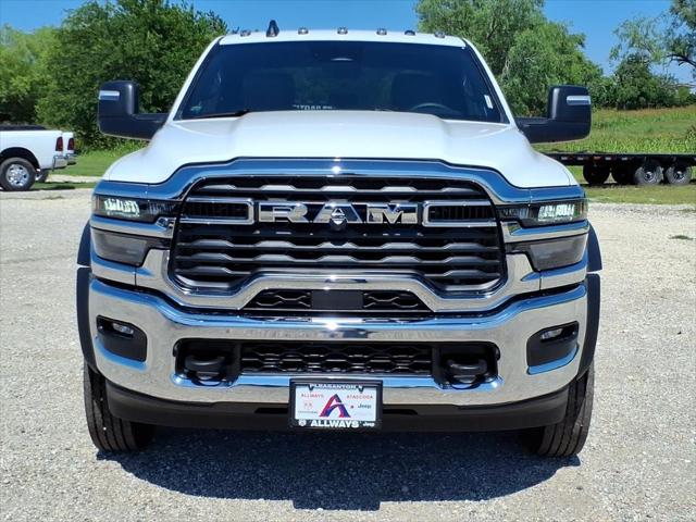 2026 RAM 5500 Chassis RAM 5500 TRADESMAN CHASSIS CREW CAB 4X4 84 CA