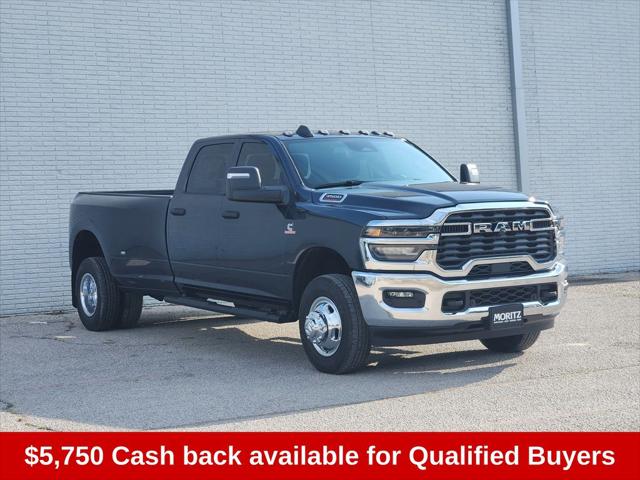 2026 RAM Ram 3500 RAM 3500 TRADESMAN CREW CAB 4X4 8 BOX