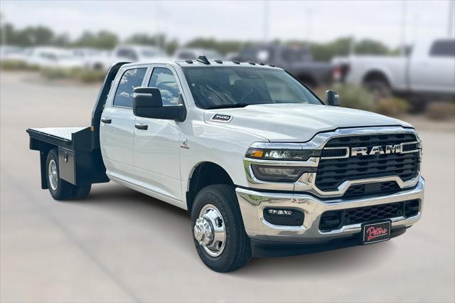 2026 RAM Ram 3500 Chassis Cab RAM 3500 TRADESMAN CREW CAB CHASSIS 4X4 60 CA
