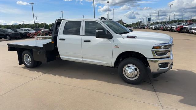 2026 RAM Ram 3500 Chassis Cab RAM 3500 TRADESMAN CREW CAB CHASSIS 4X4 60 CA