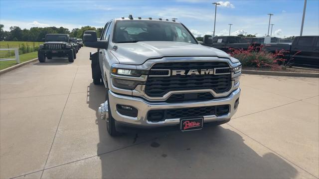 2026 RAM Ram 3500 Chassis Cab RAM 3500 TRADESMAN CREW CAB CHASSIS 4X4 60 CA