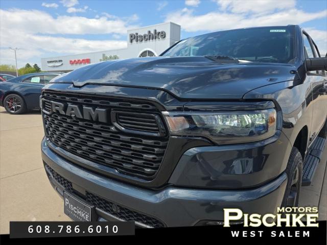 2026 RAM 1500 RAM 1500 EXPRESS CREW CAB 4X4 57 BOX