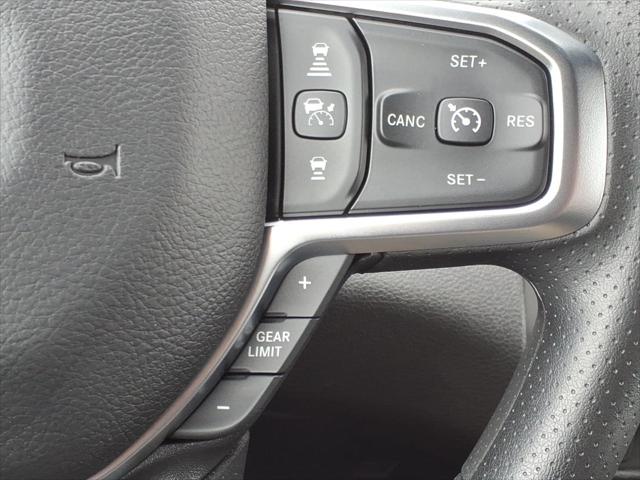 2026 Ram 1500 Express Crew Cab 4x4 5'7" Box