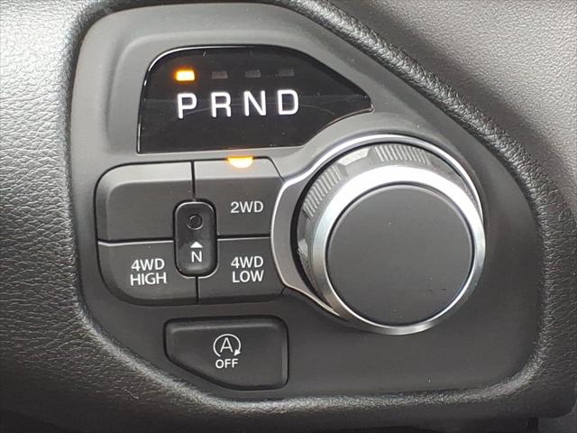 2026 Ram 1500 Express Crew Cab 4x4 5'7" Box