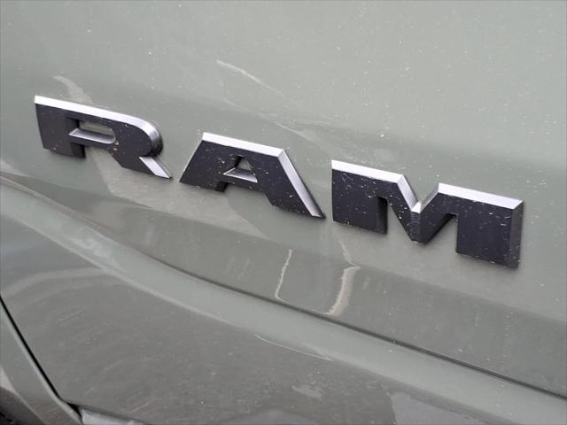 2026 Ram 1500 Express Crew Cab 4x4 5'7" Box