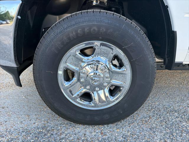 2026 Ram 2500 Tradesman Crew Cab 4x4 64 Box