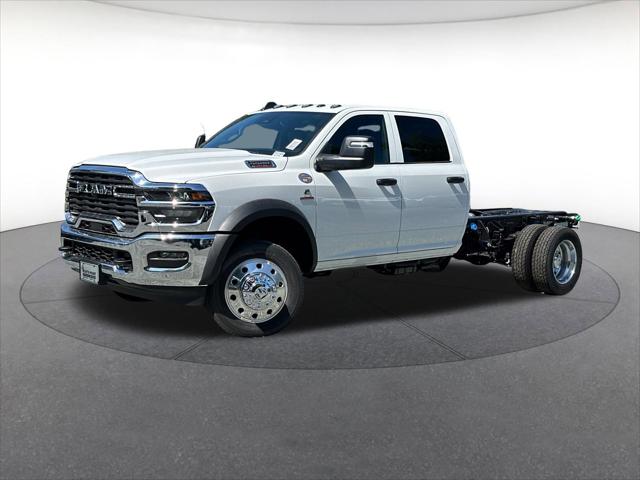 2026 RAM 5500 Chassis RAM 5500 TRADESMAN CHASSIS CREW CAB 4X4 60 CA