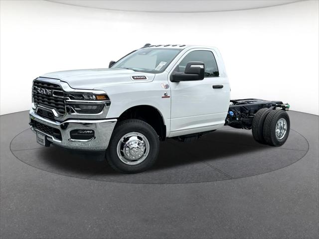 2026 RAM 3500 Chassis RAM 3500 TRADESMAN CHASSIS REGULAR CAB 4X4 60 CA