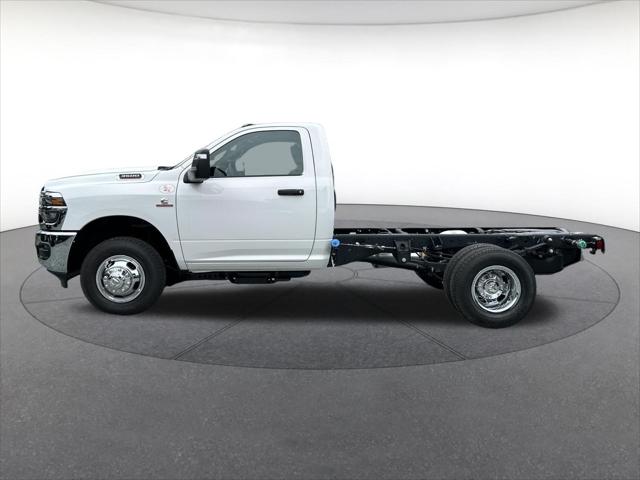 2026 RAM 3500 Chassis RAM 3500 TRADESMAN CHASSIS REGULAR CAB 4X4 60 CA