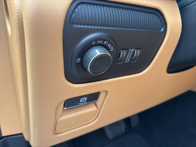 2026 Jeep Grand Wagoneer Summit Reserve 4x4
