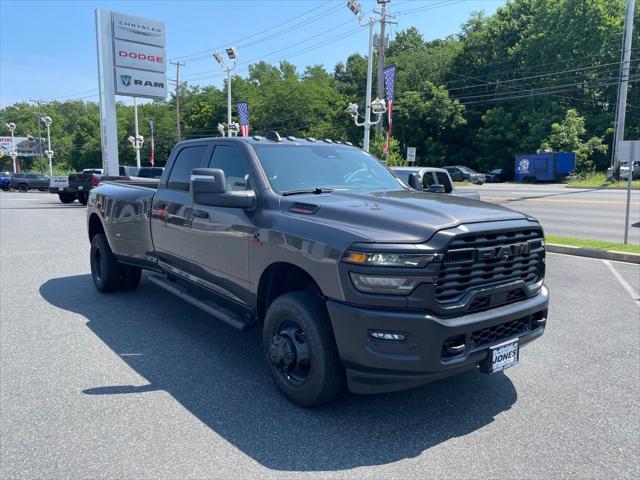 2026 RAM Ram 3500 RAM 3500 TRADESMAN CREW CAB 4X4 8 BOX